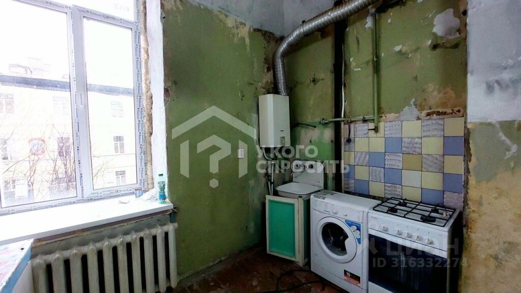 Продажа 3-комн квартиры на вторичном рынке Петергоф, Самсониевская улица, 7