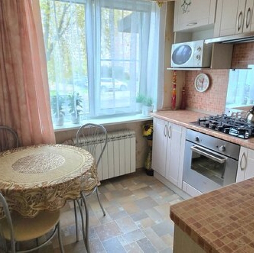 3-комн квартира Октябрьская улица,  д. 75