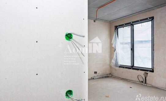 Продажа 3-комн квартиры на вторичном рынке улица Стахановцев,  д. 1 с1