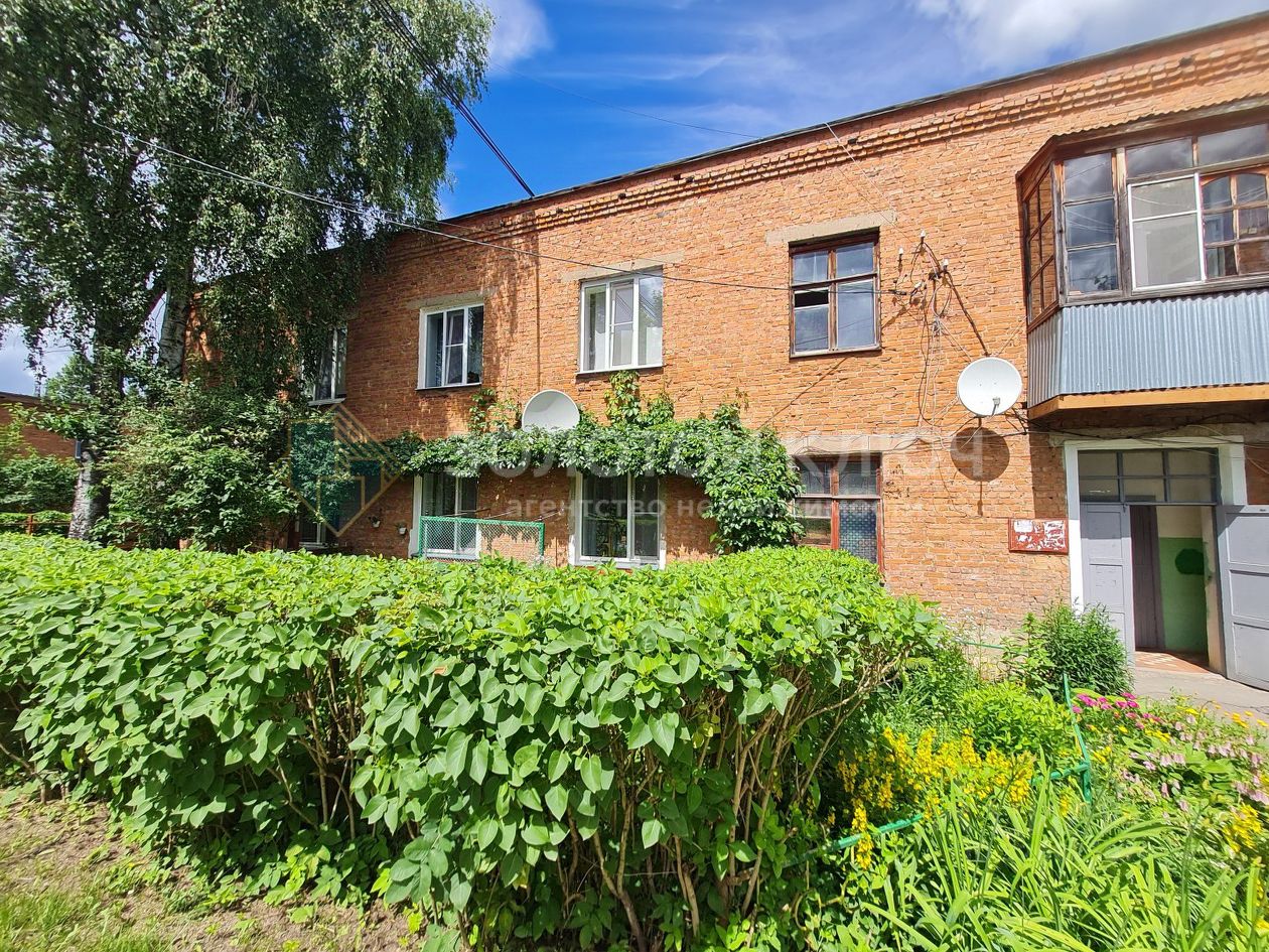 Продажа комнаты Запрудня пгт, переулок Пролетарский, 18