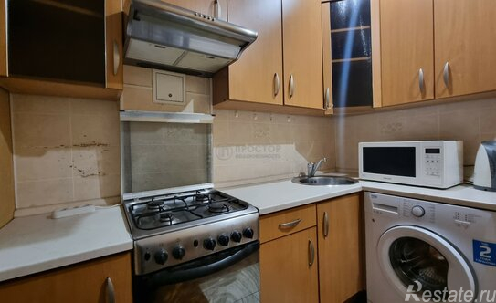 Продажа 1-комн квартиры на вторичном рынке Планетная улица,  д. 49