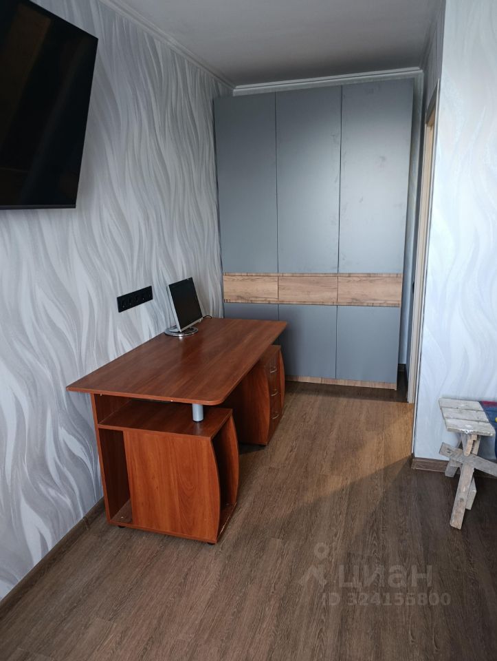 Аренда 1-комн квартиры на вторичном рынке Новоселье городской поселок, улица Петропавловская, 13