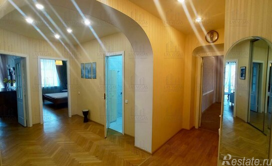 Аренда 3-комн квартиры на вторичном рынке Крюкова Канала наб,  д. 11