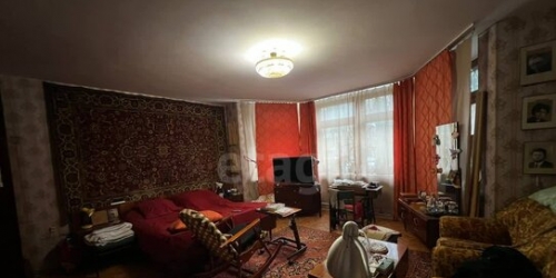 2-комн квартира улица Хромова,  д. 5