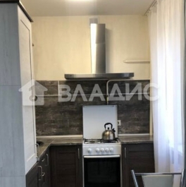 Продажа 1-комн квартиры на вторичном рынке Звёздный б-р,  д. 18/1