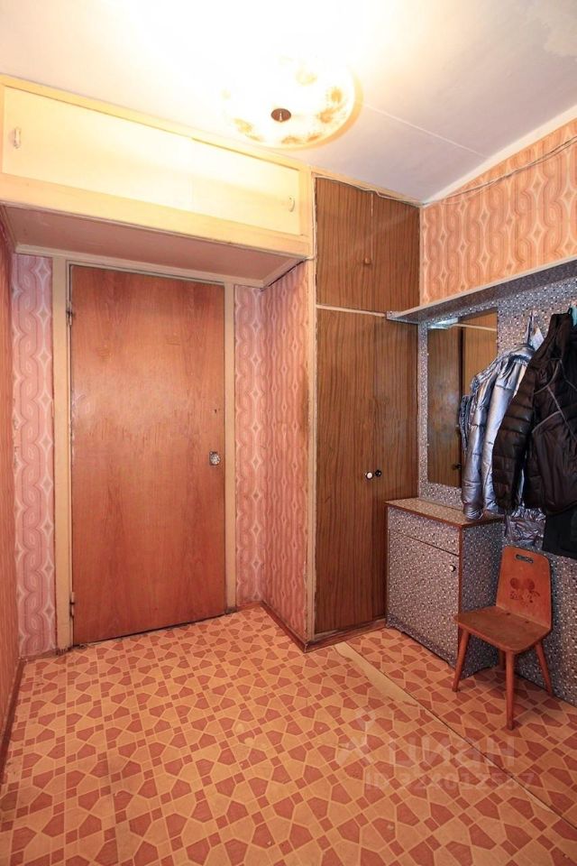 Аренда 3-комн квартиры на вторичном рынке улица Федора Полетаева, 24К3