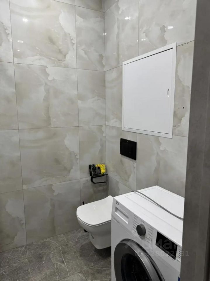 Аренда 1-комн квартиры на вторичном рынке д. Островцы, улица Летчика Волчкова, 2