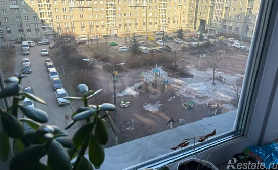 Продажа 3-комн квартиры на вторичном рынке Шушары п, Ростовская ул,  д. 26 к2