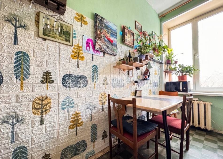 Продажа 2-комн квартиры на вторичном рынке Гданьская ул. ,  д. 11