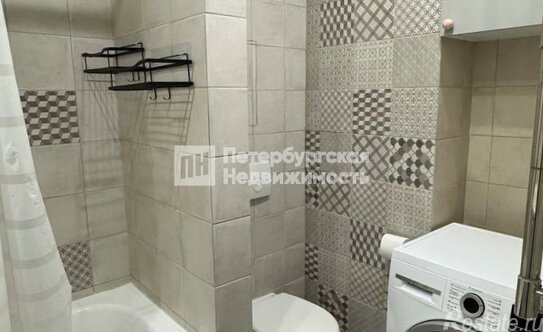 Продажа 1-комн квартиры на вторичном рынке Александровской фермы пр-кт,  д. 8