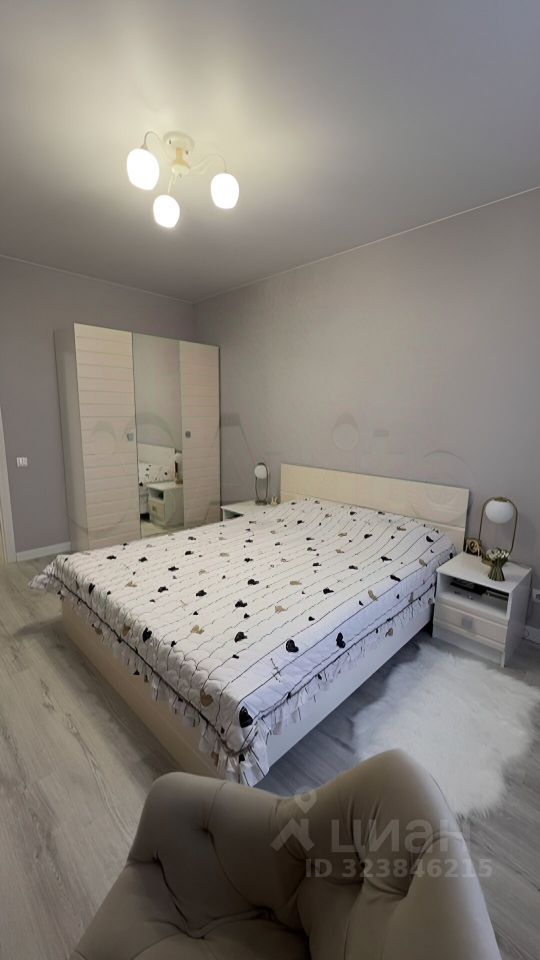 Продажа 2-комн квартиры на вторичном рынке улица Вышгородская, 16