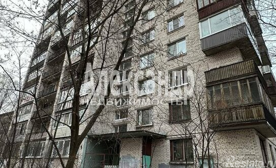 Продажа 2-комн квартиры на вторичном рынке Верности ул,  д. 7