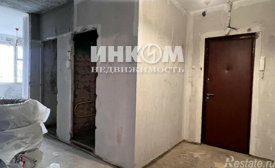 Продажа 2-комн квартиры на вторичном рынке Осенний бульвар,  д. 16 к1