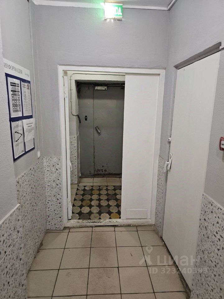 Продажа 2-комн квартиры на вторичном рынке д. Малые Вяземы, Петровское шоссе, 5