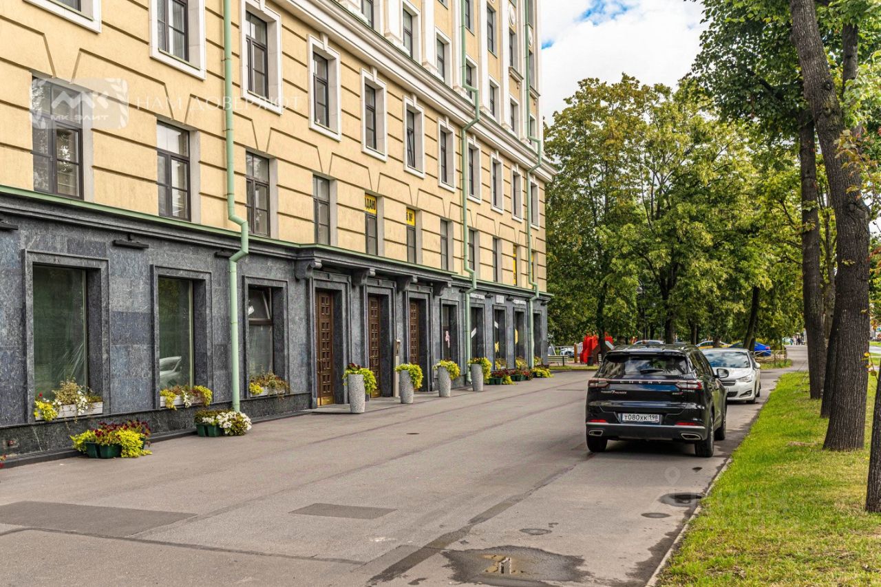 Продажа 1-комн квартиры на вторичном рынке Подъездной переулок, 12