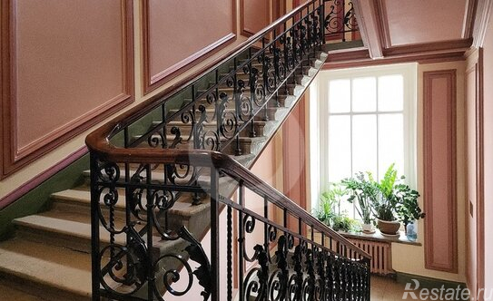 Продажа 4-комн квартиры на вторичном рынке Романов переулок,  д. 3 с6