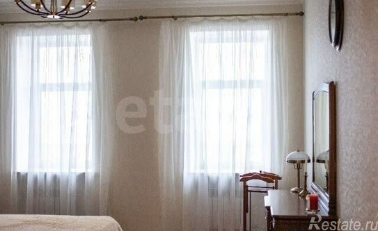 Продажа 4-комн квартиры на вторичном рынке Невский пр-кт