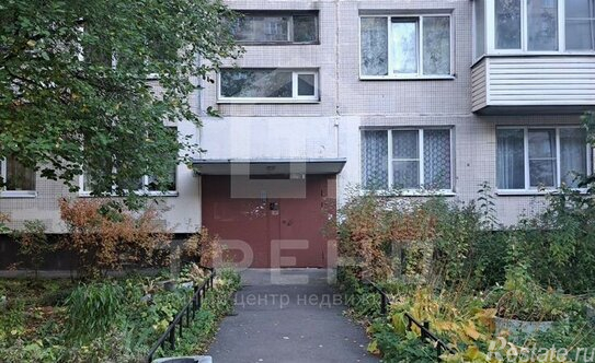 Продажа 2-комн квартиры на вторичном рынке Культуры пр-кт,  д. 21,  к. 2