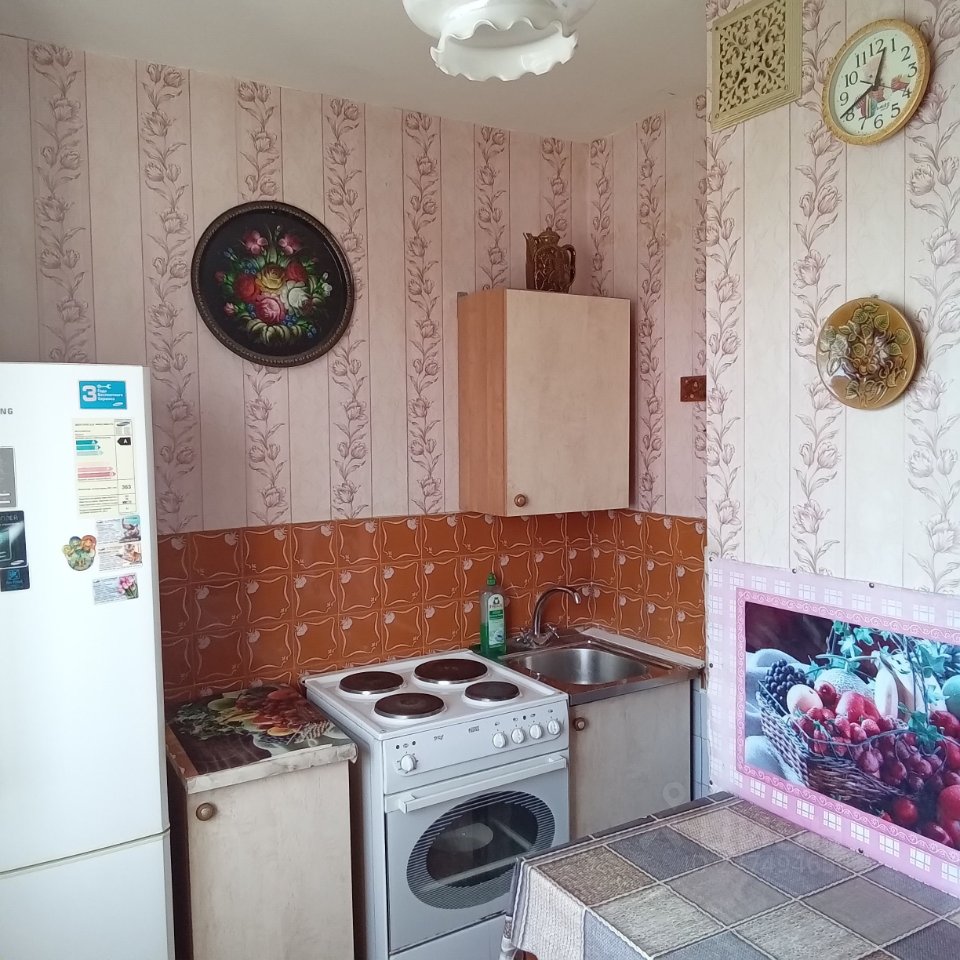 Продажа 1-комн квартиры на вторичном рынке Часовая улица, 18