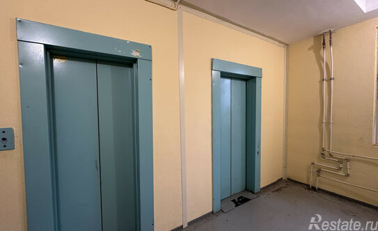 Продажа 2-комн квартиры на вторичном рынке Сибирская улица,  д. 9