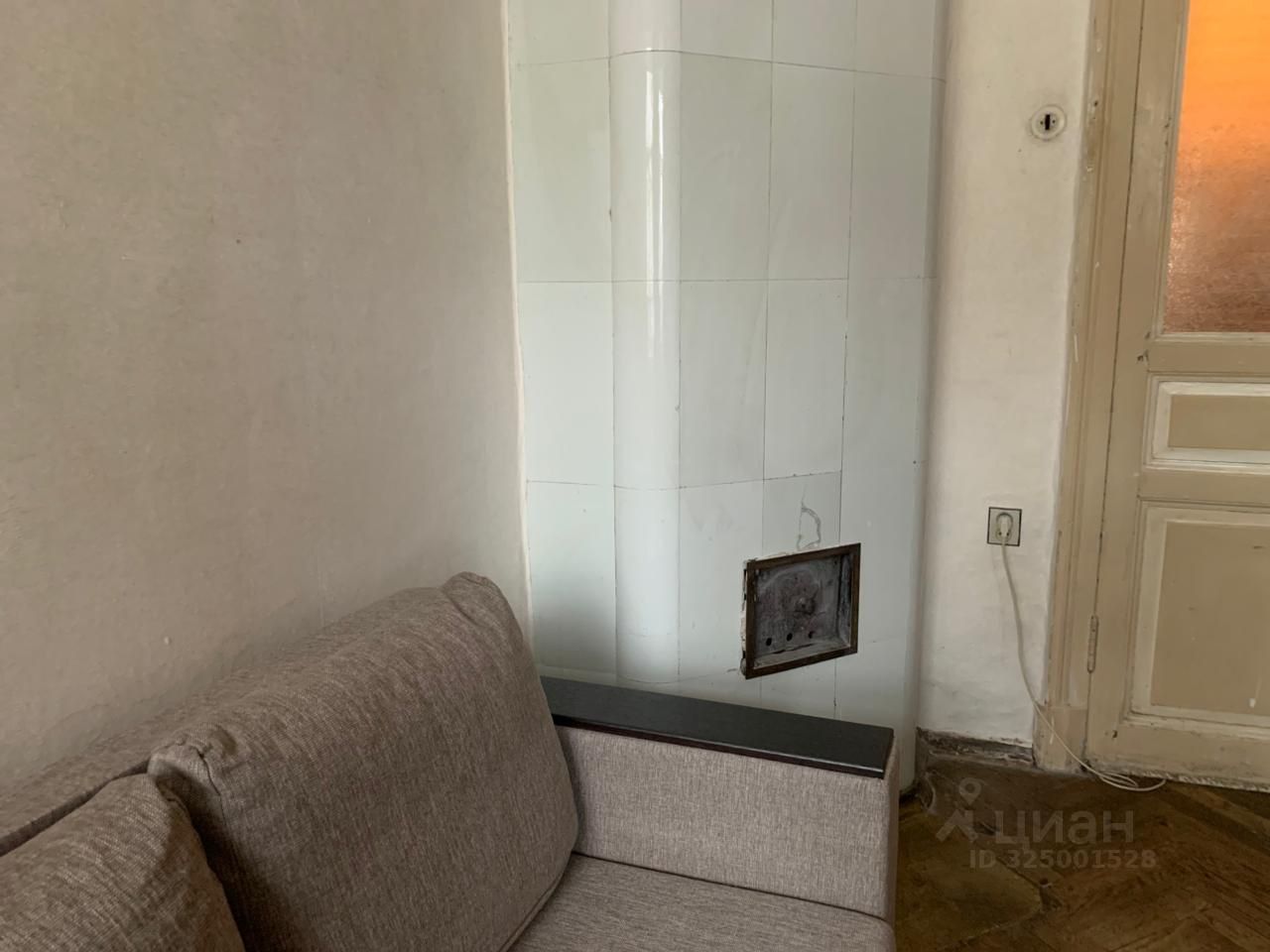 Аренда 3-комн квартиры на вторичном рынке 14-я Васильевского острова линия, 85