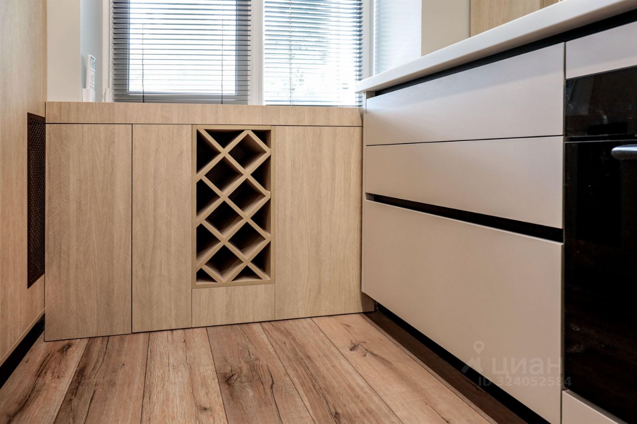 Продажа 1-комн квартиры на вторичном рынке улица Большая Якиманка, 56