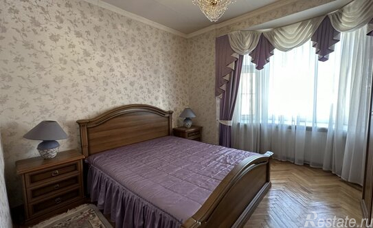 Продажа 2-комн квартиры на вторичном рынке Воскресенская набережная,  д. 6-8