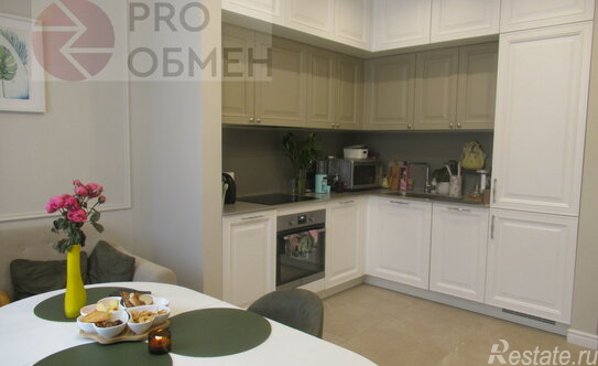 Продажа 2-комн квартиры на вторичном рынке Новорязанская улица,  д. 30А