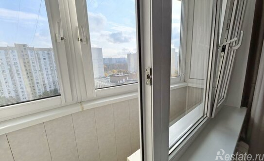 Продажа 1-комн квартиры на вторичном рынке Старокачаловская улица,  д. 3 к1