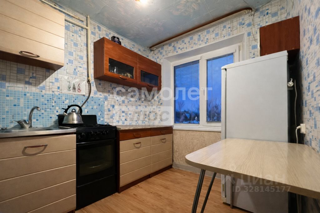 Продажа 1-комн квартиры на вторичном рынке с. Каменское, 17