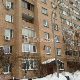 Продажа 2-комн квартиры на вторичном рынке ул Юных Ленинцев,  д. 18,  к. 2