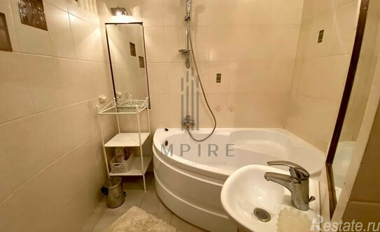 Аренда 2-комн квартиры на вторичном рынке Университетский пр-кт,  д. 21,  к. 4