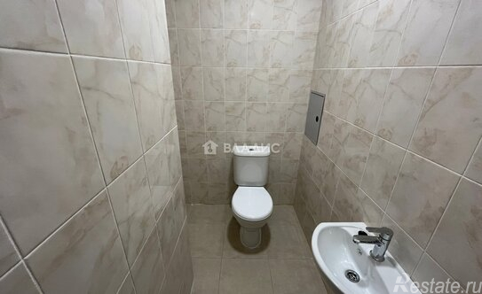 Продажа 3-комн квартиры на вторичном рынке Кварцевая ул,  д. 5 к3