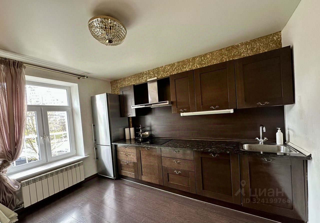 Продажа 2-комн квартиры на вторичном рынке Богатырский проспект, 57к1В