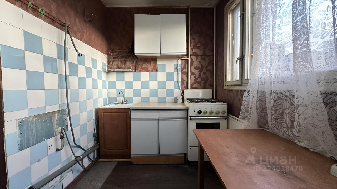 Продажа 2-комн квартиры на вторичном рынке проспект Стачек, 107к1Б