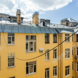 Продажа 2-комн квартиры на вторичном рынке 18-я линия,  д. 23