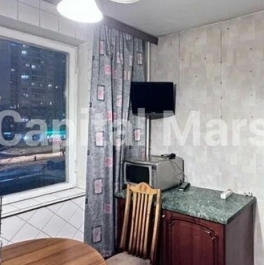 Аренда 3-комн квартиры на вторичном рынке Миклухо-Маклая ул,  д. 22