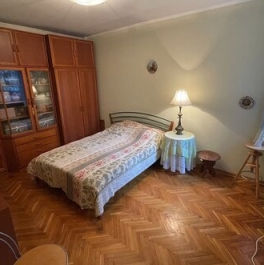 Продажа 3-комн квартиры на вторичном рынке Вавилова ул,  д. 81