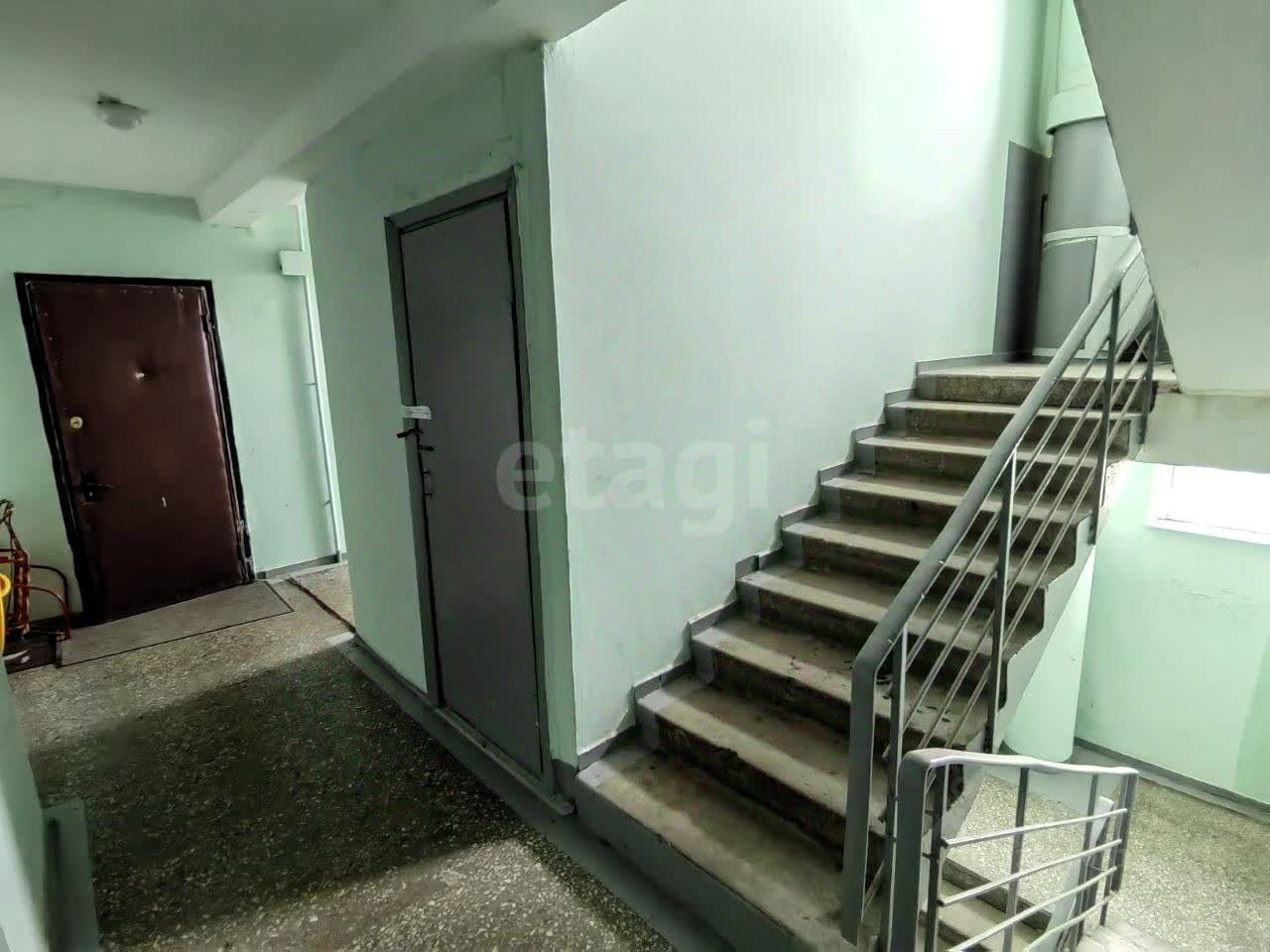 Продажа 2-комн квартиры на вторичном рынке Зеленоградская улица, 3