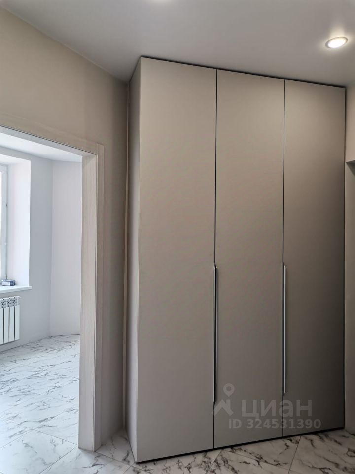 Продажа 2-комн квартиры на вторичном рынке Люсиновская улица, 39с2