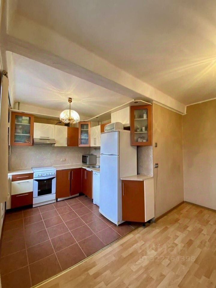 Продажа 5-комн квартиры на вторичном рынке улица Замшина, 27К3