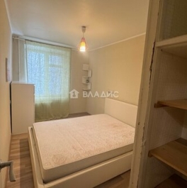 Продажа 2-комн квартиры на вторичном рынке улица Шумкина,  д. 11