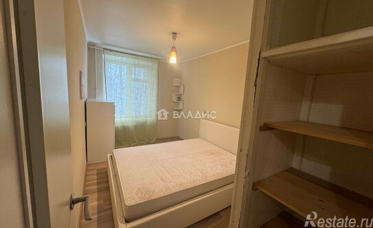 Продажа 2-комн квартиры на вторичном рынке улица Шумкина,  д. 11