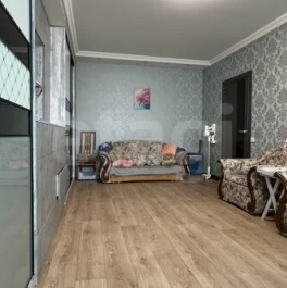 Продажа 2-комн квартиры на вторичном рынке Кременчугская улица,  д. 9