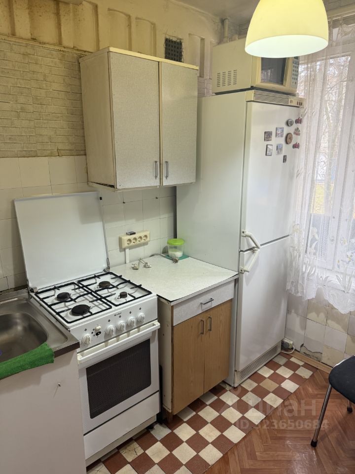 Аренда 2-комн квартиры на вторичном рынке улица Юных Ленинцев, 105К1