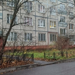 Продажа 2-комн квартиры на вторичном рынке ул Шелгунова,  д. 33