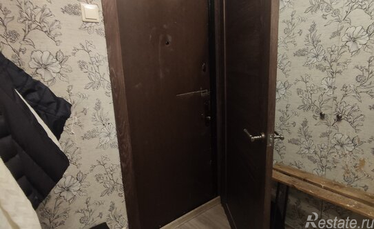 Продажа 2-комн квартиры на вторичном рынке Ореховый б-р,  д. 23 к1