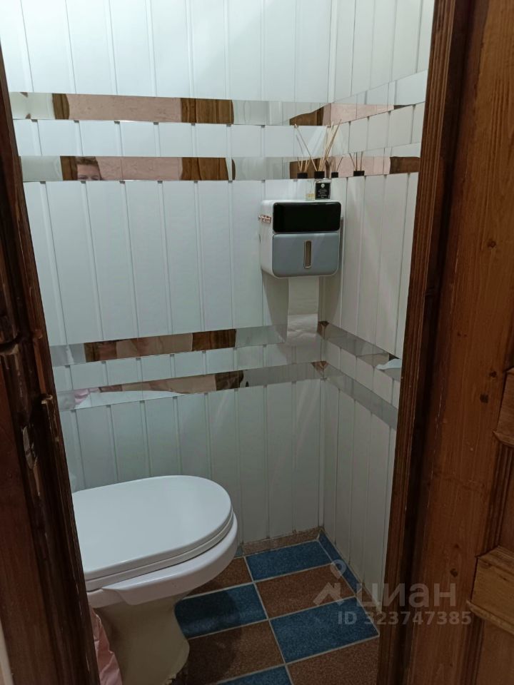 Продажа 4-комн квартиры на вторичном рынке набережная Обводного Канала, 96