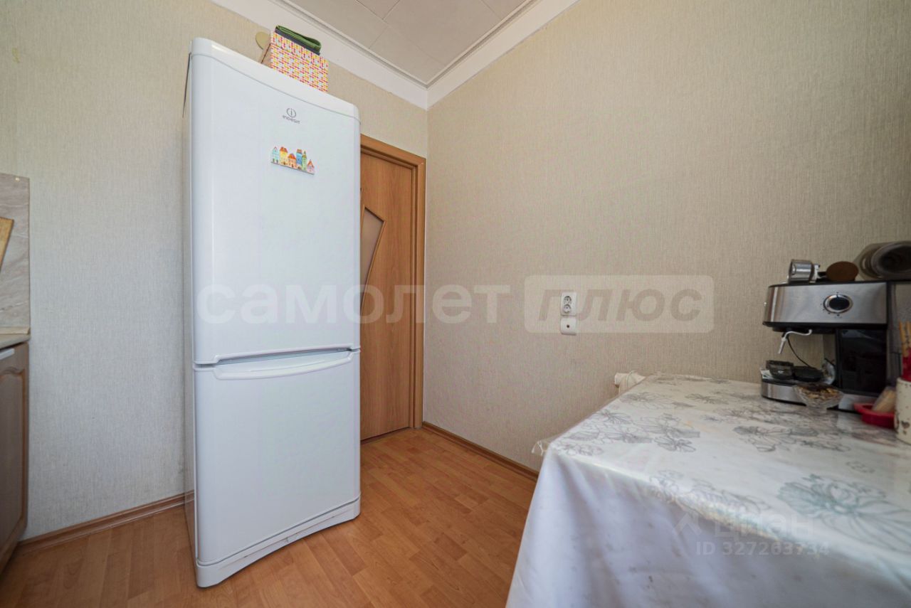 Продажа 3-комн квартиры на вторичном рынке Южный мкр, улица Ленина,  д. 22