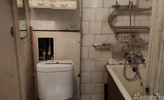 Продажа 4-комн квартиры на вторичном рынке Ленинский пр-кт,  д. 119 к4